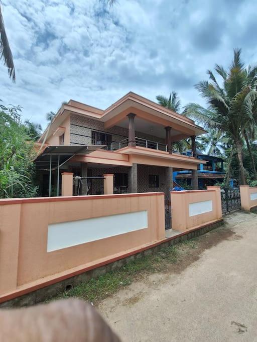 Sharvari Home Stay 乌杜皮 外观 照片
